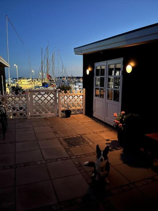Charming Holiday Home On The Harbour Rodvig Exterior photo