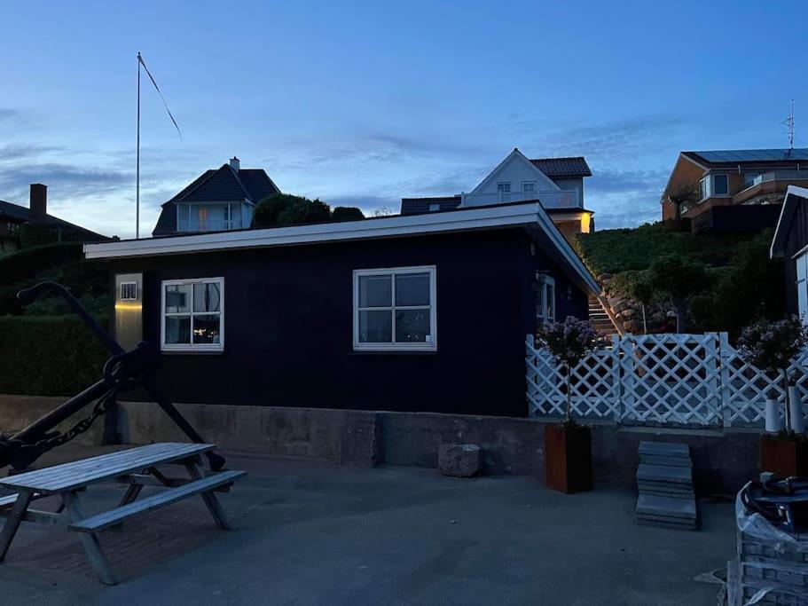Charming Holiday Home On The Harbour Rodvig Exterior photo